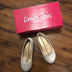 NWOT girl’s dress shoes